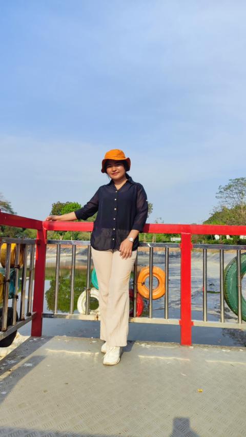 Ms. Rose Par Bawi Zi